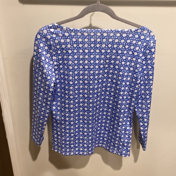 Vineyard Vines 3/4 sleeve Top - Picture 2 of 2